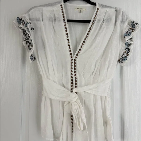 Max Studio White Blouse with Blue Embroidery - Picture 2 of 4